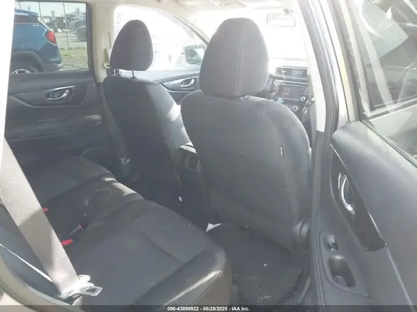 KNMAT2MV8JP539648 2018 NISSAN ROGUE - Image 8