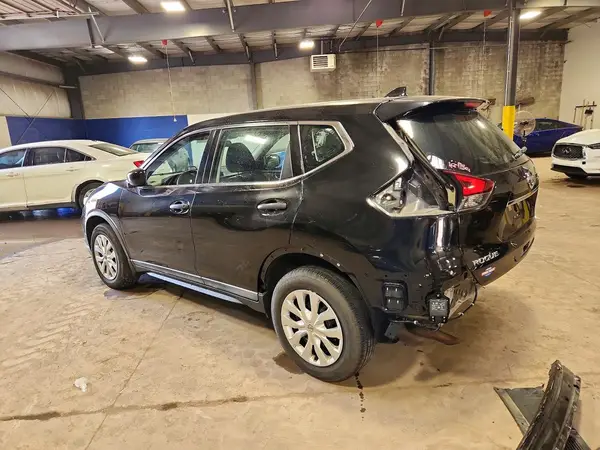 KNMAT2MV8JP549662 2018 NISSAN ROGUE - Image 2