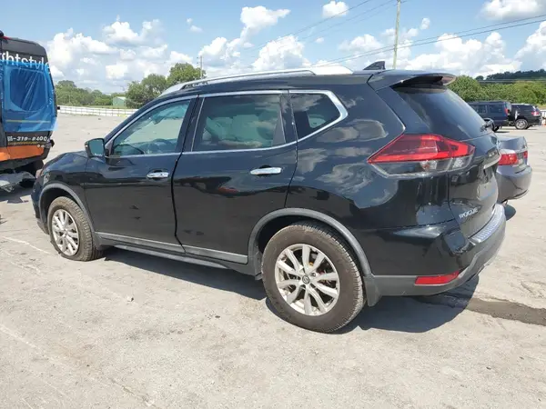 KNMAT2MV8JP559978 2018 NISSAN ROGUE - Image 2