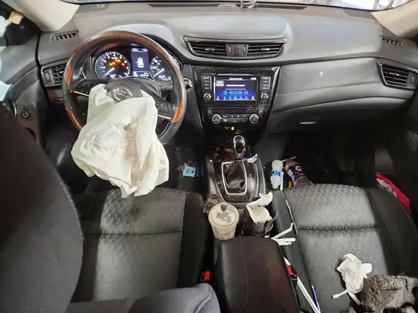KNMAT2MV8JP560077 2018 NISSAN ROGUE - Image 8