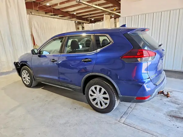 KNMAT2MV8JP563447 2018 NISSAN ROGUE - Image 2