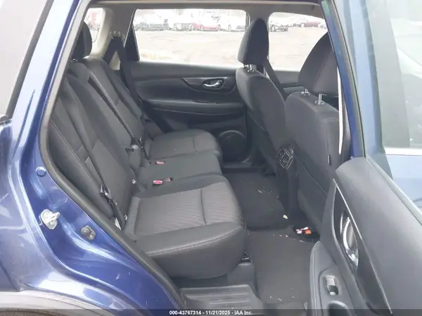 KNMAT2MV8JP563951 2018 NISSAN ROGUE - Image 8