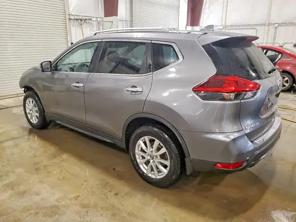 KNMAT2MV8JP566719 2018 NISSAN ROGUE - Image 2