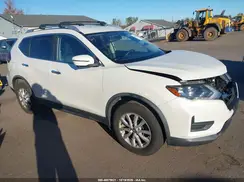 KNMAT2MV8JP567093 2018 NISSAN ROGUE