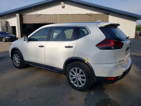 KNMAT2MV8JP568888 2018 NISSAN ROGUE - Image 2