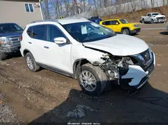 KNMAT2MV8JP569121 2018 NISSAN ROGUE