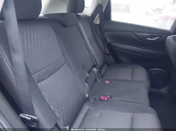 KNMAT2MV8JP572584 2018 NISSAN ROGUE - Image 8