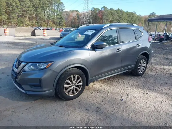 KNMAT2MV8JP576053 2018 NISSAN ROGUE - Image 2
