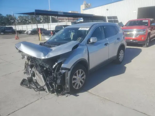 KNMAT2MV8JP576683 2018 NISSAN ROGUE - Image 1