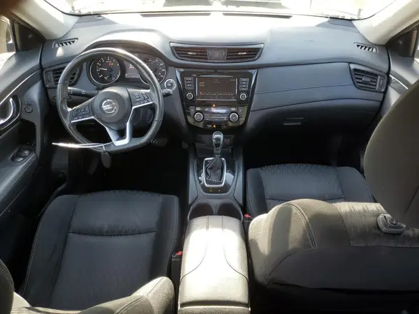 KNMAT2MV8JP578675 2018 NISSAN ROGUE - Image 8