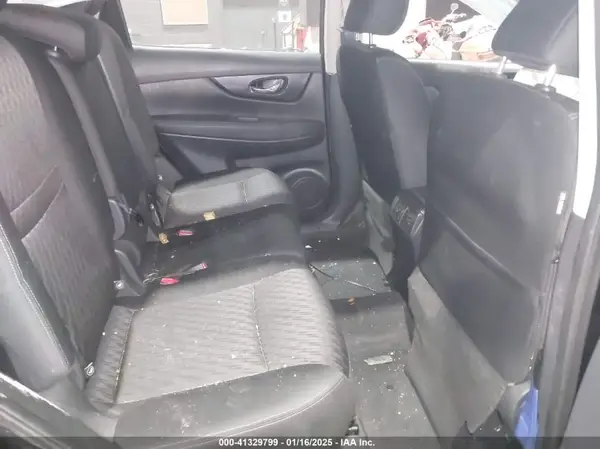 KNMAT2MV8JP579275 2018 NISSAN ROGUE - Image 8