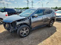 KNMAT2MV8JP583939 2018 NISSAN ROGUE