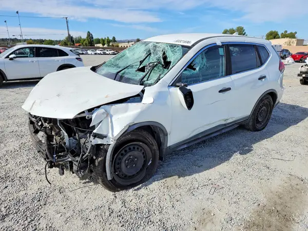 KNMAT2MV8JP584587 2018 NISSAN ROGUE - Image 1