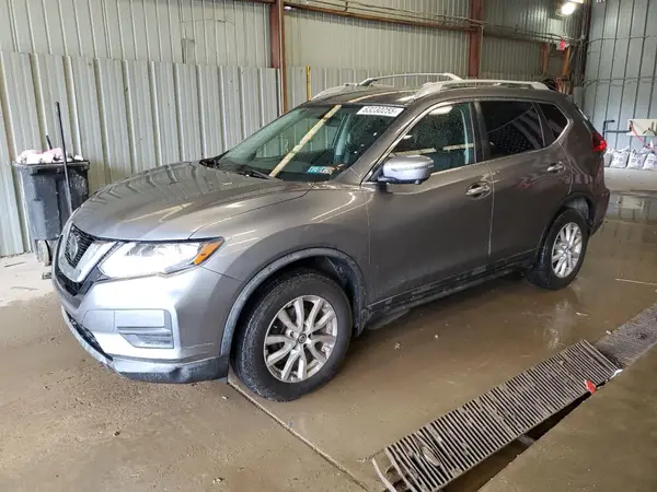 KNMAT2MV8JP586985 2018 NISSAN ROGUE - Image 1