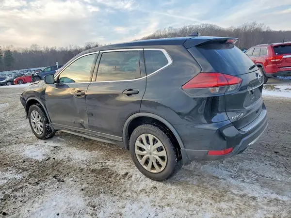 KNMAT2MV8JP588123 2018 NISSAN ROGUE - Image 2
