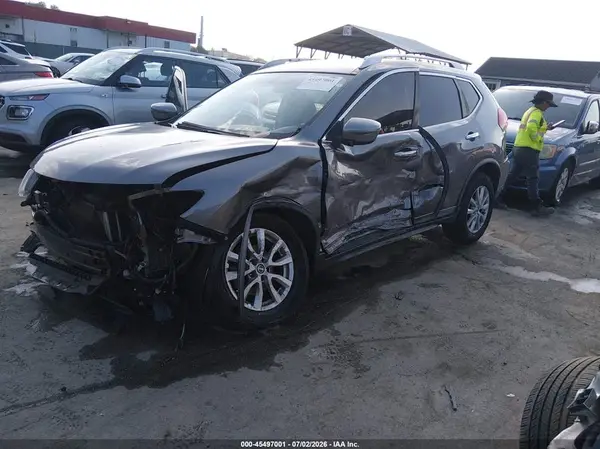 KNMAT2MV8JP589403 2018 NISSAN ROGUE - Image 2