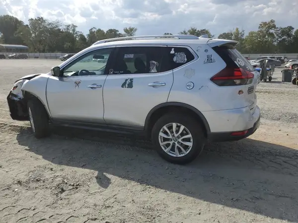 KNMAT2MV8JP589823 2018 NISSAN ROGUE - Image 2