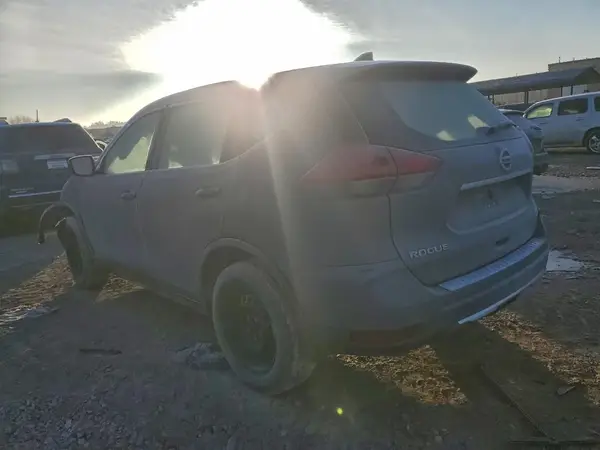 KNMAT2MV8JP592530 2018 NISSAN ROGUE - Image 2
