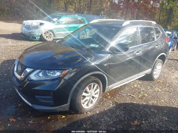 KNMAT2MV8JP593029 2018 NISSAN ROGUE - Image 2