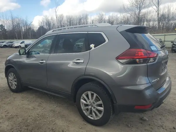 KNMAT2MV8JP598943 2018 NISSAN ROGUE - Image 2