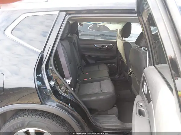 KNMAT2MV8JP602960 2018 NISSAN ROGUE - Image 8