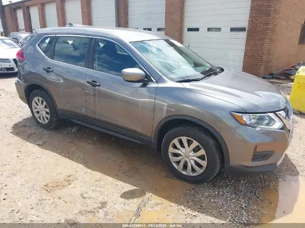 KNMAT2MV8JP603719 2018 NISSAN ROGUE - Image 1