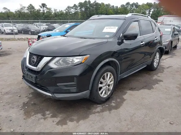 KNMAT2MV8JP615210 2018 NISSAN ROGUE - Image 2