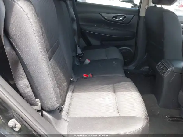 KNMAT2MV8JP615997 2018 NISSAN ROGUE - Image 8