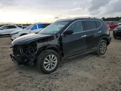 KNMAT2MV8JP620522 2018 NISSAN ROGUE