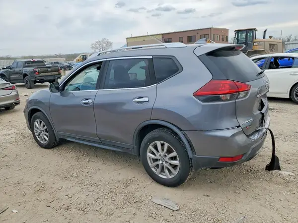 KNMAT2MV8JP622397 2018 NISSAN ROGUE - Image 2