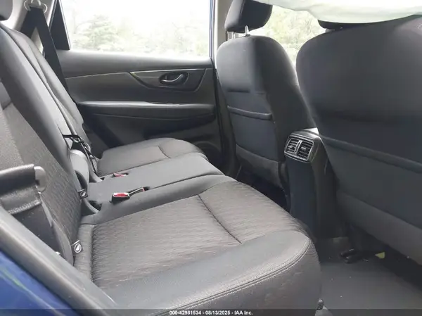 KNMAT2MV8KP506750 2019 NISSAN ROGUE - Image 8