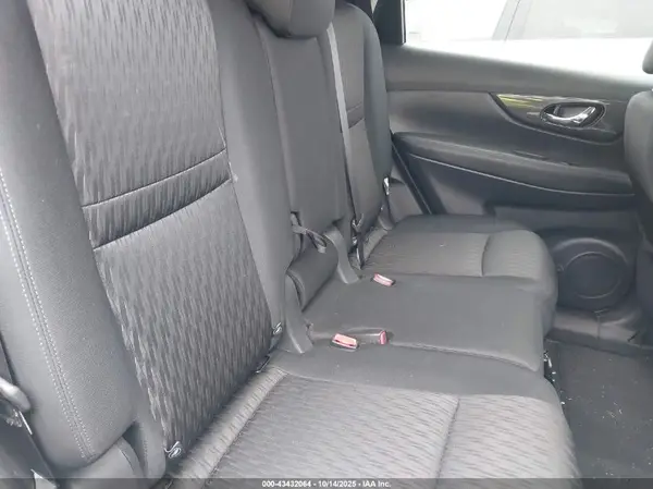 KNMAT2MV8KP514766 2019 NISSAN ROGUE - Image 8