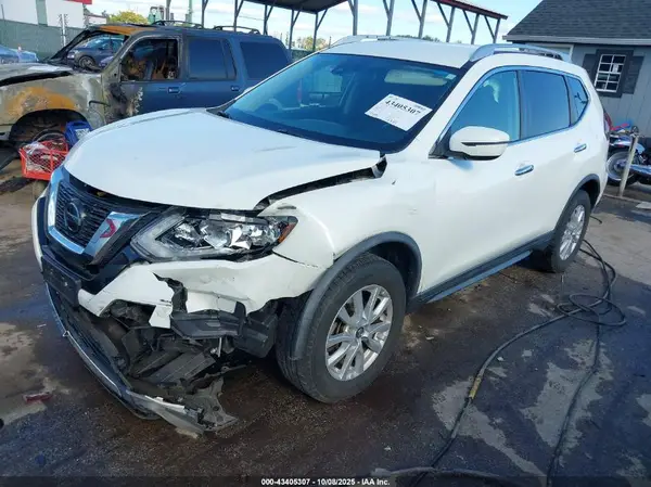 KNMAT2MV8KP537965 2019 NISSAN ROGUE - Image 2