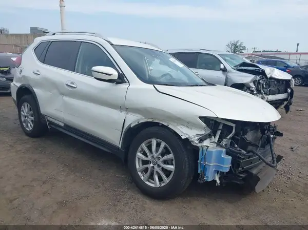 KNMAT2MV8KP552062 2019 NISSAN ROGUE - Image 1