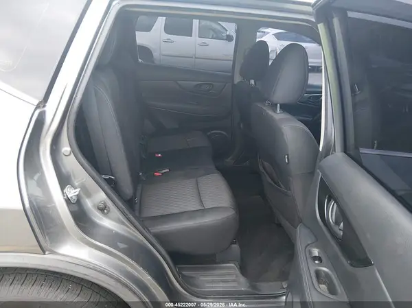 KNMAT2MV8KP554796 2019 NISSAN ROGUE - Image 8