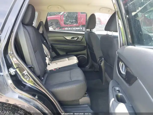 KNMAT2MV8KP556189 2019 NISSAN ROGUE - Image 8