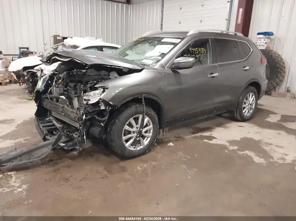 KNMAT2MV8LP505860 2020 NISSAN ROGUE - Image 2