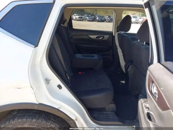 KNMAT2MV9GP623048 2016 NISSAN ROGUE - Image 8