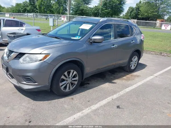 KNMAT2MV9GP627116 2016 NISSAN ROGUE - Image 2