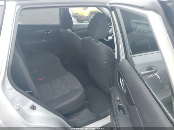KNMAT2MV9GP641579 2016 NISSAN ROGUE - Image 8
