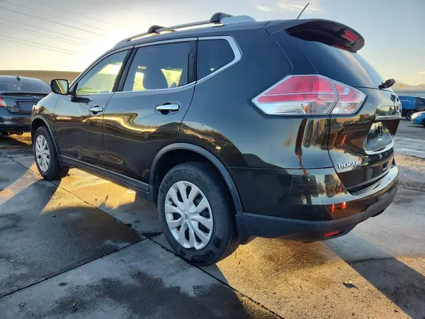 KNMAT2MV9GP656437 2016 NISSAN ROGUE - Image 2