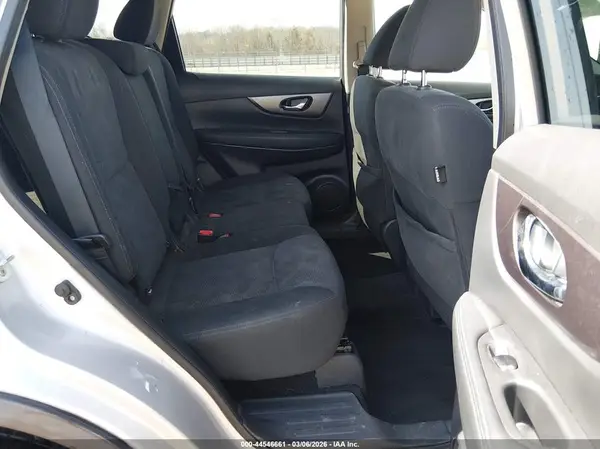 KNMAT2MV9GP699465 2016 NISSAN ROGUE - Image 8