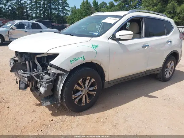 KNMAT2MV9GP699739 2016 NISSAN ROGUE - Image 2