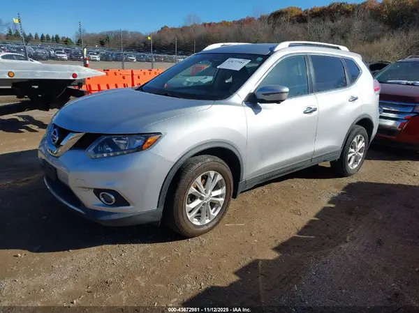KNMAT2MV9GP709265 2016 NISSAN ROGUE - Image 2