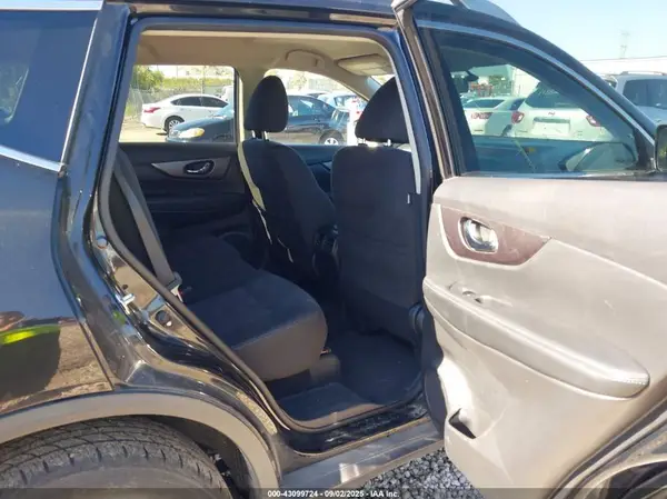 KNMAT2MV9GP719052 2016 NISSAN ROGUE - Image 8