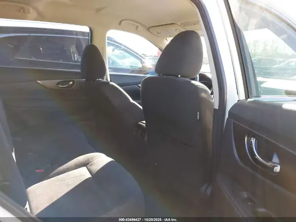 KNMAT2MV9GP720668 2016 NISSAN ROGUE - Image 8