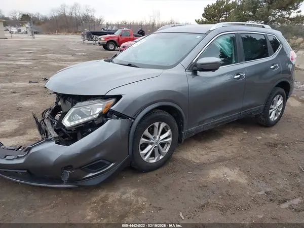 KNMAT2MV9GP726132 2016 NISSAN ROGUE - Image 2