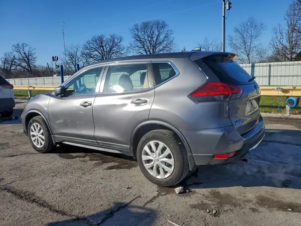 KNMAT2MV9HP500318 2017 NISSAN ROGUE - Image 2