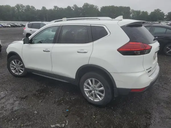 KNMAT2MV9HP504563 2017 NISSAN ROGUE - Image 2