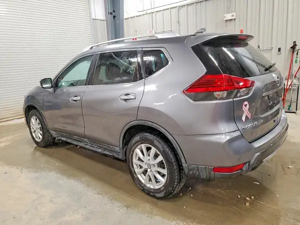 KNMAT2MV9HP507804 2017 NISSAN ROGUE - Image 2